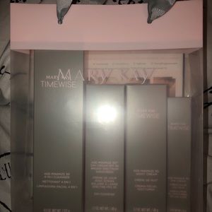 Mary Kay TimeWise set